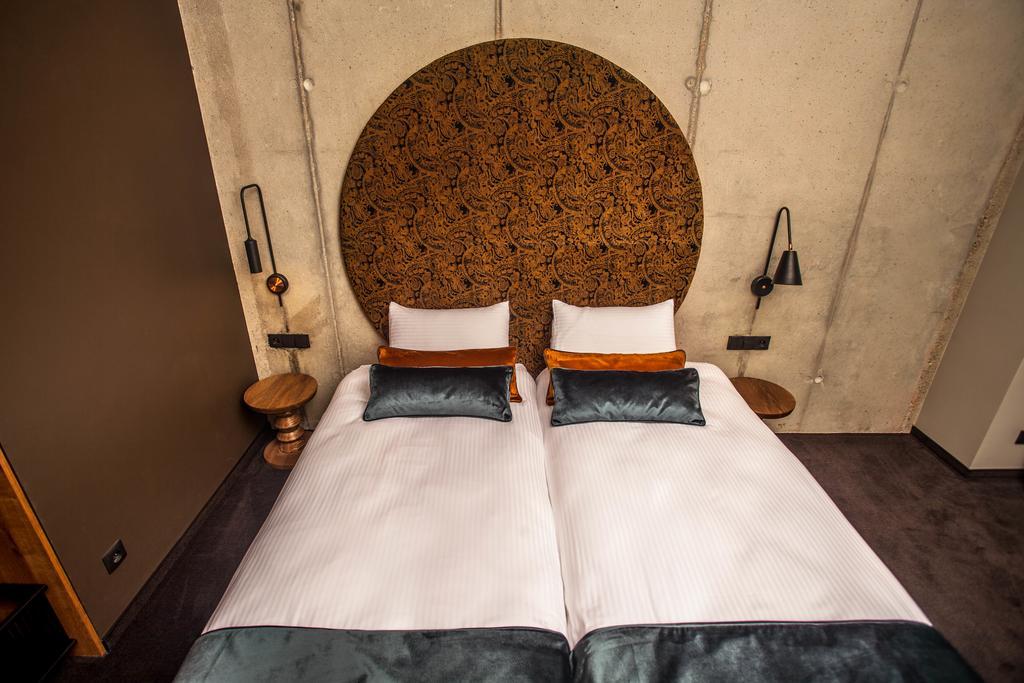Hotel Remes Opalenica Εξωτερικό φωτογραφία