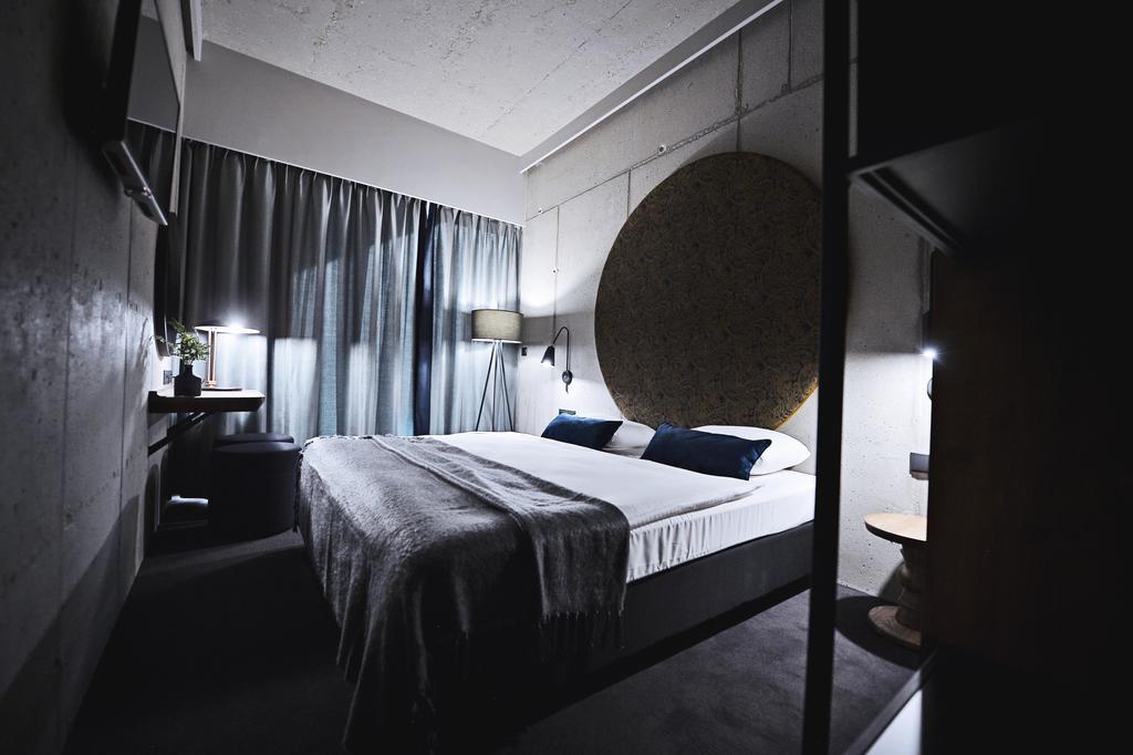 Hotel Remes Opalenica Εξωτερικό φωτογραφία