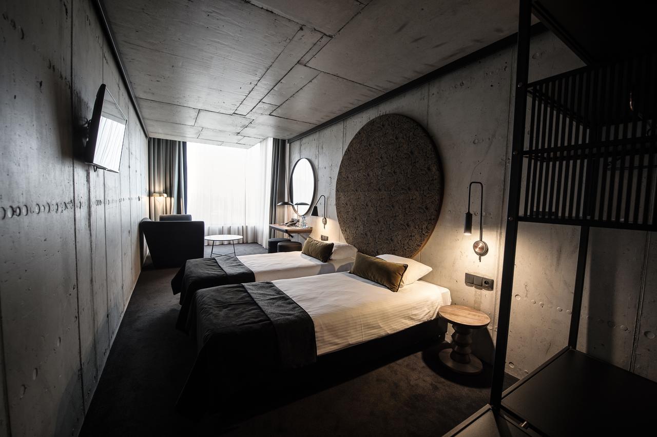 Hotel Remes Opalenica Εξωτερικό φωτογραφία