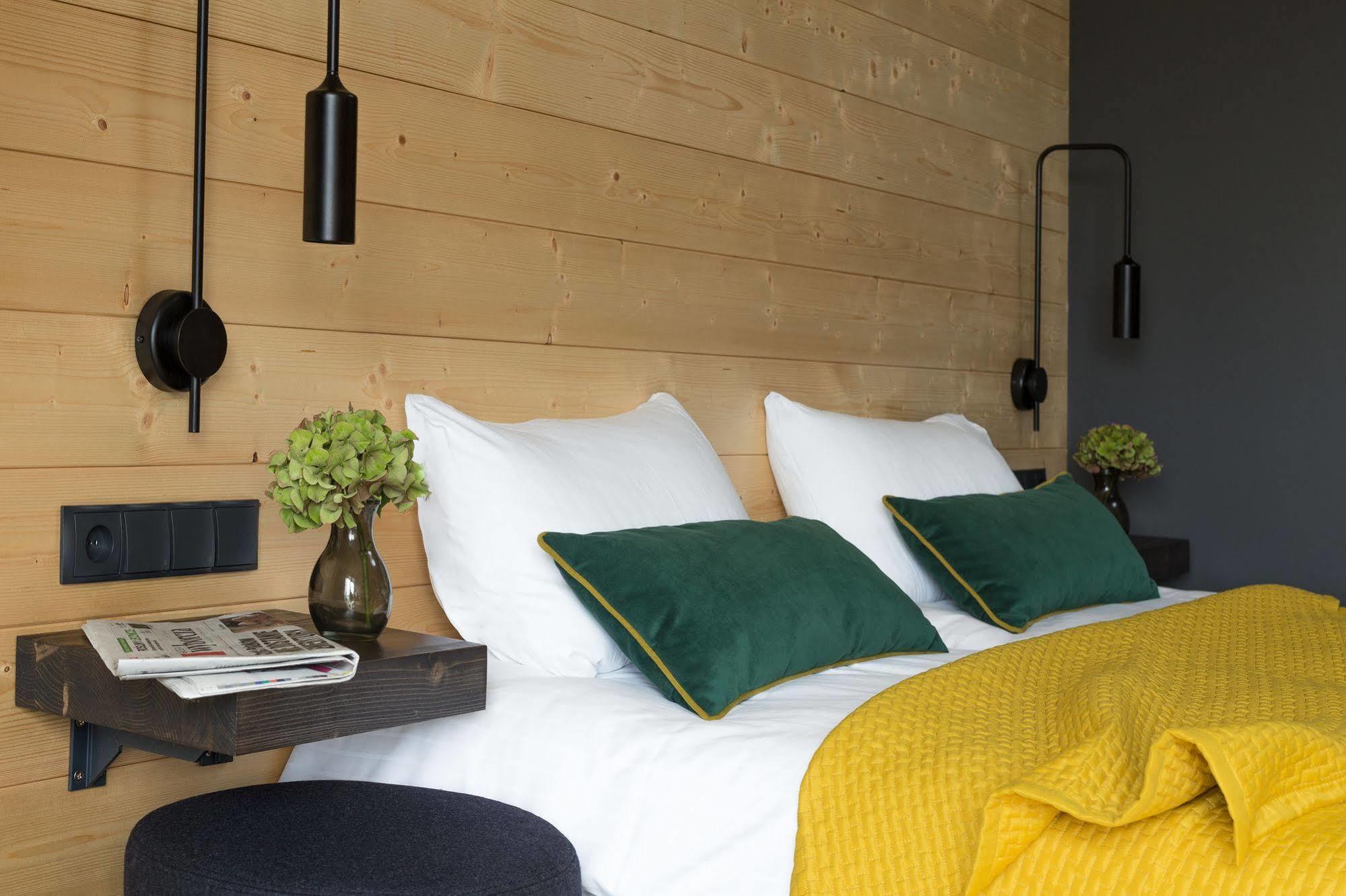 Hotel Remes Opalenica Εξωτερικό φωτογραφία