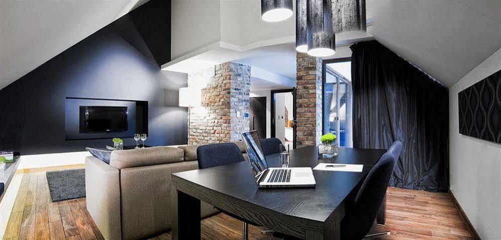 Hotel Remes Opalenica Εξωτερικό φωτογραφία