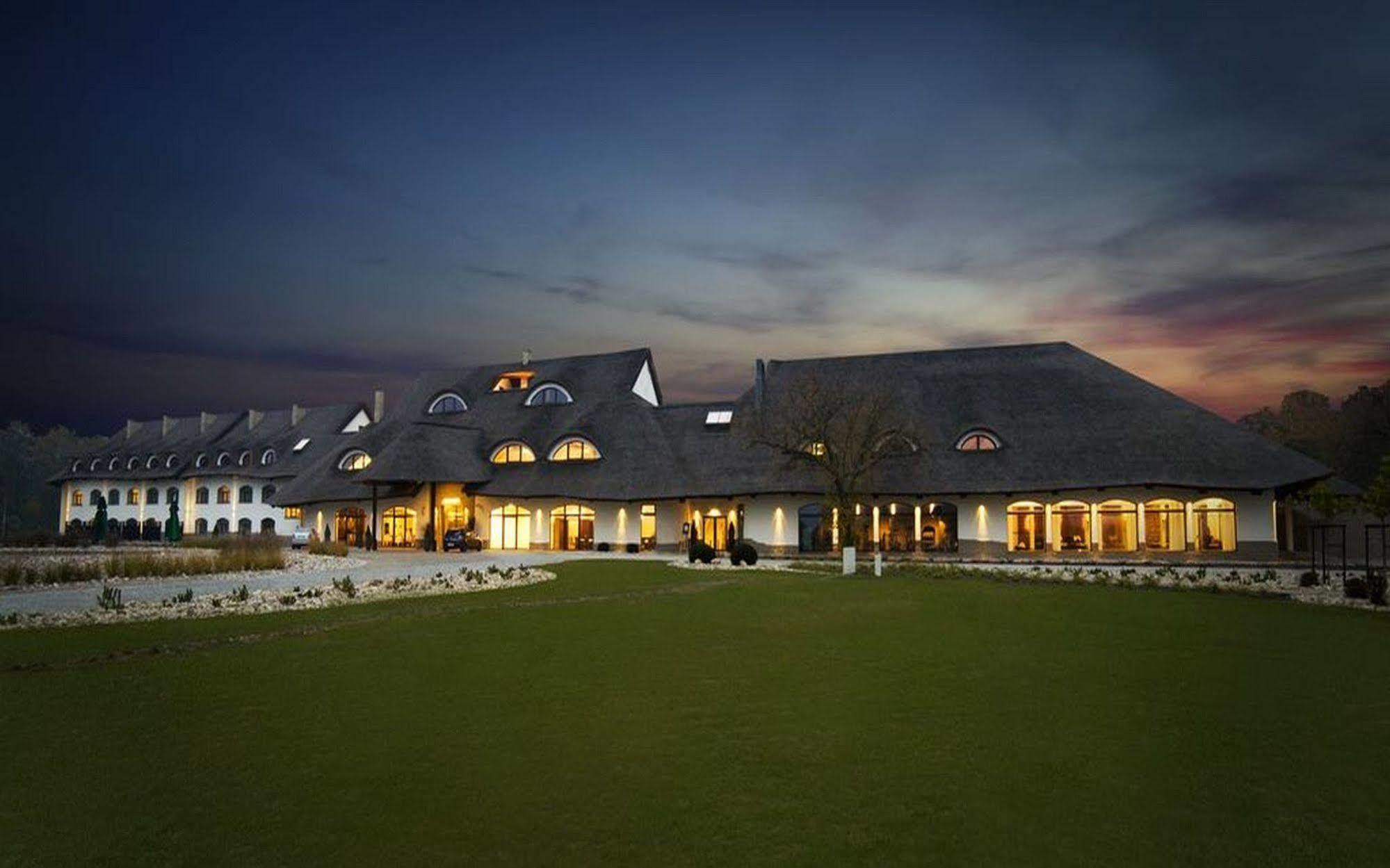 Hotel Remes Opalenica Εξωτερικό φωτογραφία