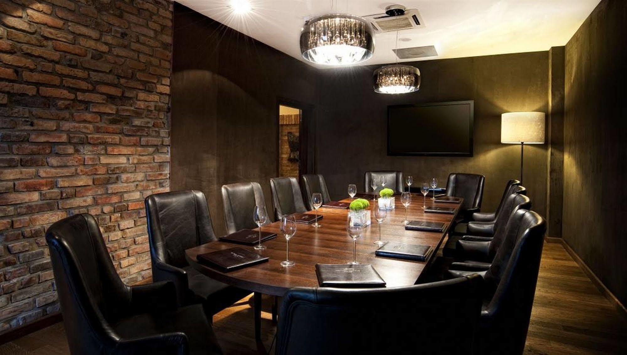 Hotel Remes Opalenica Εξωτερικό φωτογραφία